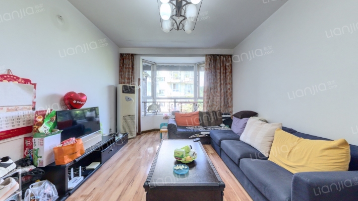 新绿苑二手房实景图