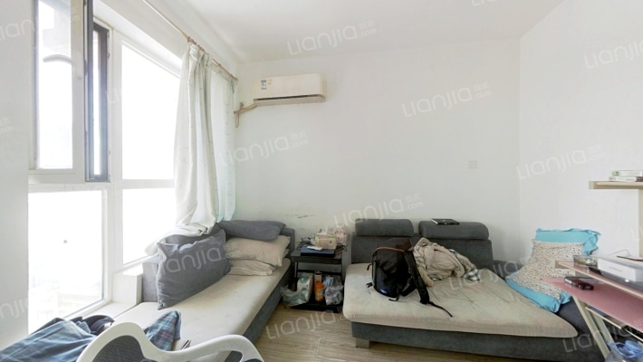 畅悦华庭二手房实景图