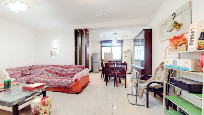 雅丽花园三期二手房实景图