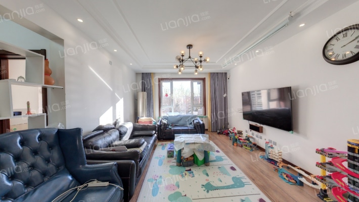 中航华府二手房实景图