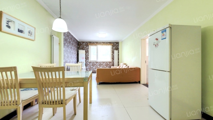 芳群园三区二手房实景图