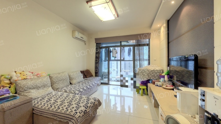 翡翠城四期二手房实景图