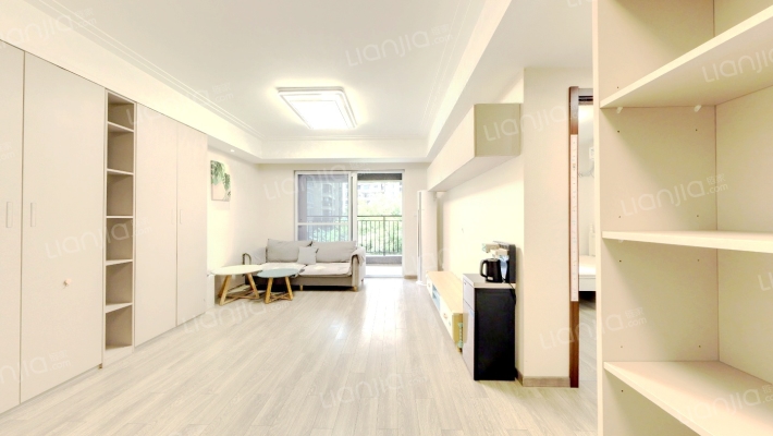 世茂城三期二手房实景图