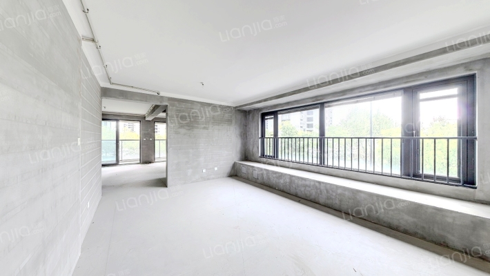 中天珺府东区二手房实景图