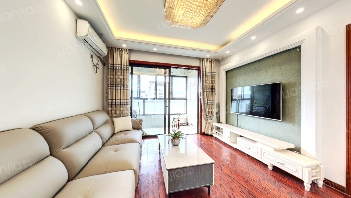 金御华府二手房实景图