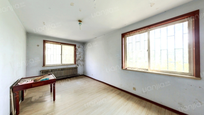 即发怡馨苑二手房实景图