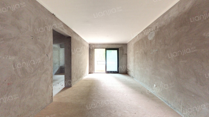 鲁能泰山7号十八街区二手房实景图