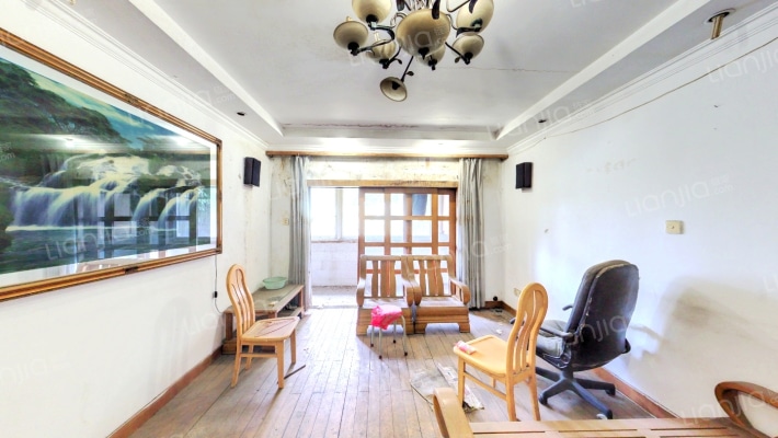 市政公司宿舍二手房实景图