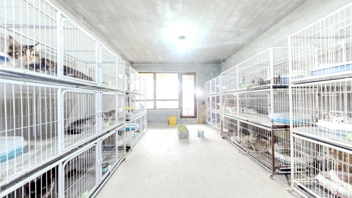 世茂御龙海湾星空墅5期二手房实景图