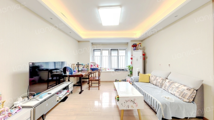 万科金域东方二手房实景图