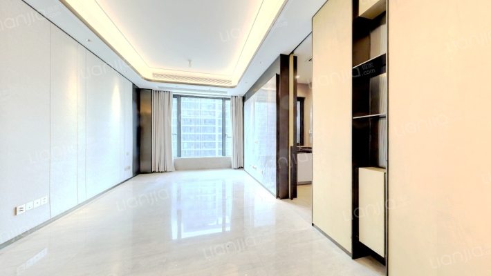 绿地海珀外滩2期二手房实景图