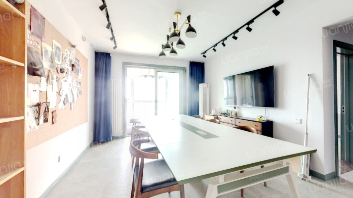 财信圣堤亚纳小区二手房实景图