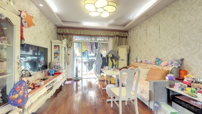 江腾苑D区二手房实景图