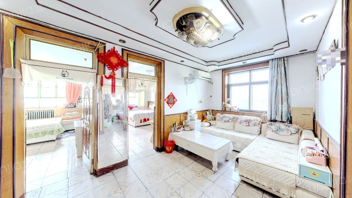 板厂家属楼二手房实景图