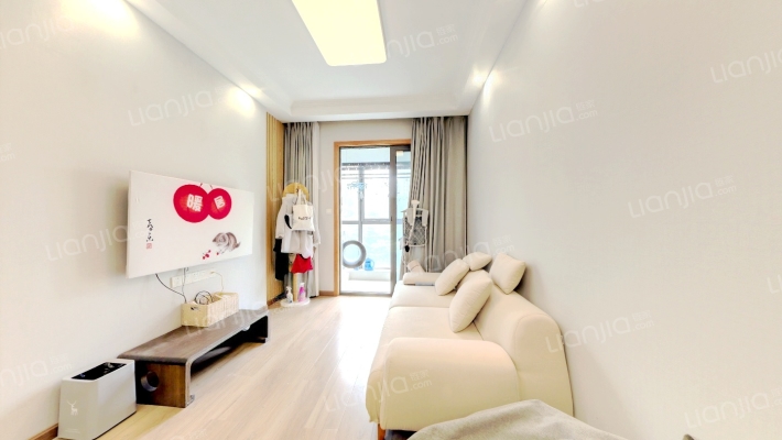 福星惠誉国际城四期悦公馆二手房实景图