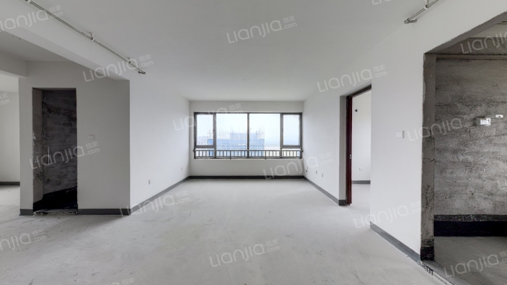 澜沁臻品府南区二手房实景图