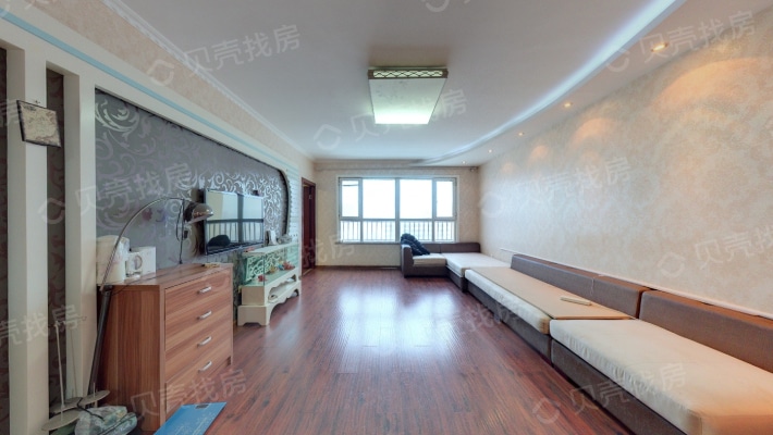 新市区北京路高层三室两厅精装修-客厅