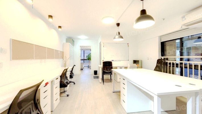 曼哈顿自然派二手房实景图