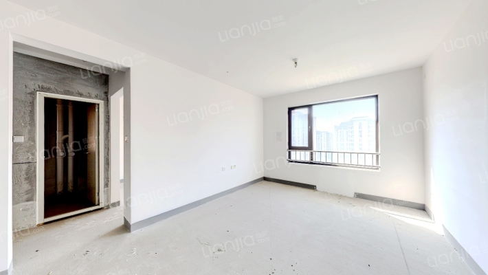 秀拉花园二手房实景图