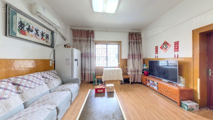 劳动局宿舍二手房实景图