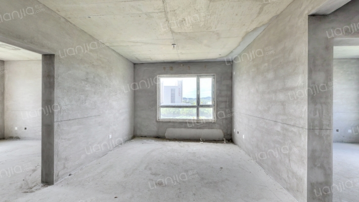 中凯越秀二手房实景图