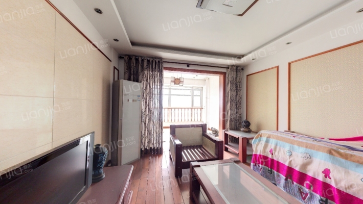 中铁嘉园二手房实景图