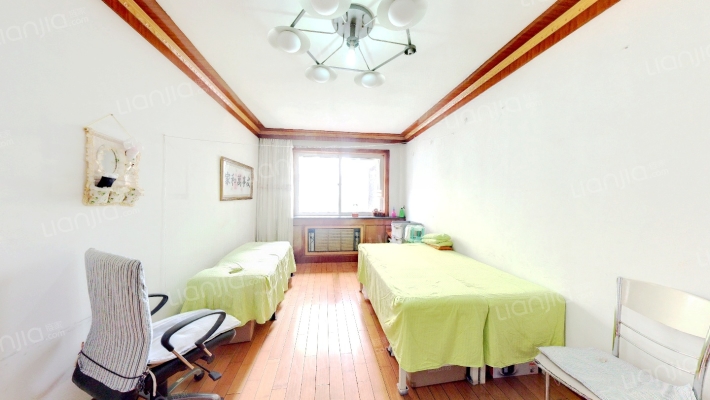 收获公寓二手房实景图