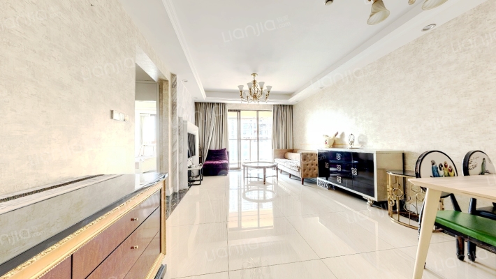 高盛金融中心二手房实景图