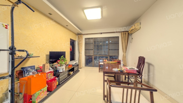 万科城一期二手房实景图