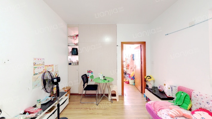 领地海纳天河花园二手房实景图