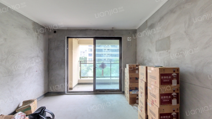 融信海月平湖二手房实景图