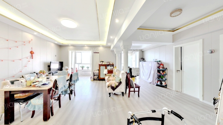 中财公寓二手房实景图