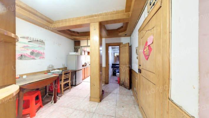 白云小区二手房实景图