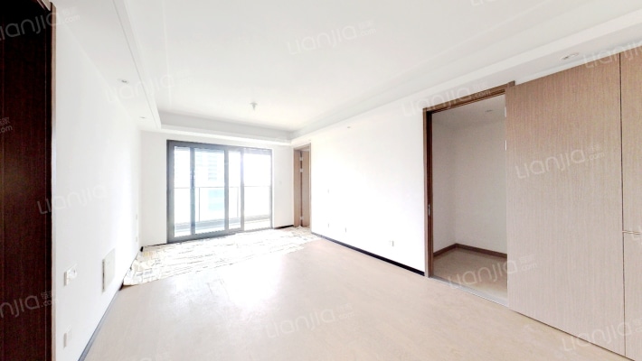 万科·东潮之滨二手房实景图