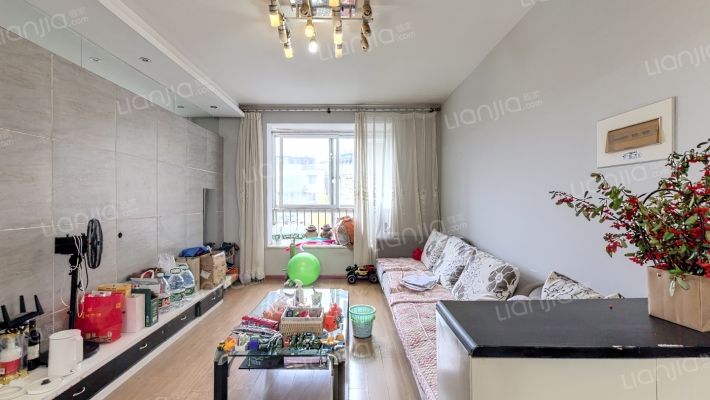 玺印上院二手房实景图