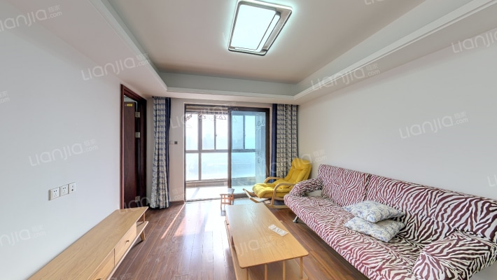 龙湖水晶郦城二手房实景图