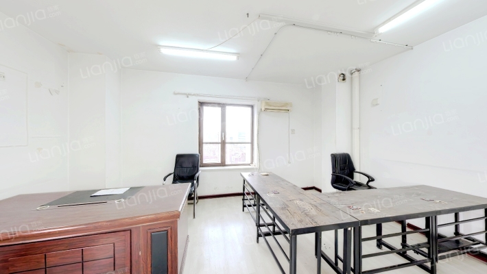 鲁尔大厦二手房实景图