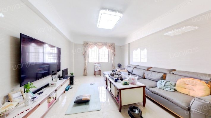 旅游大厦二手房实景图