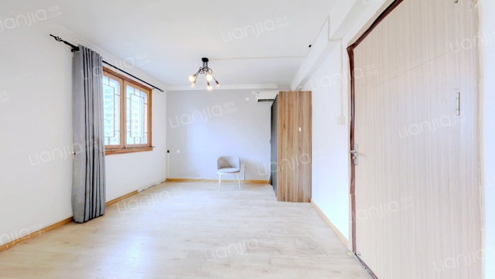 天龙公寓二手房实景图