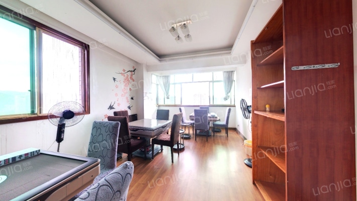 天华大厦二手房实景图