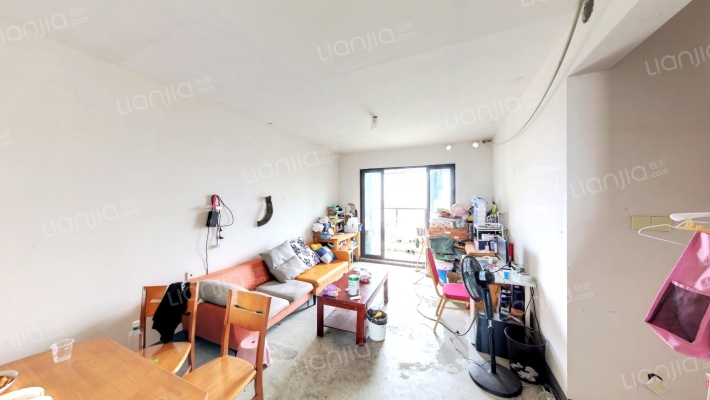 语山棠花园B区二手房实景图