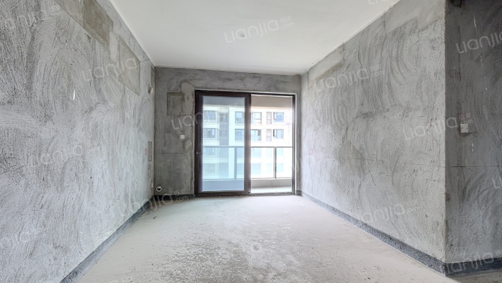 重庆融创文旅城御雅二手房实景图