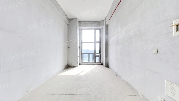 西海岸广场二手房实景图