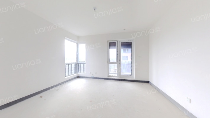 青岛小镇林溪西区二手房实景图