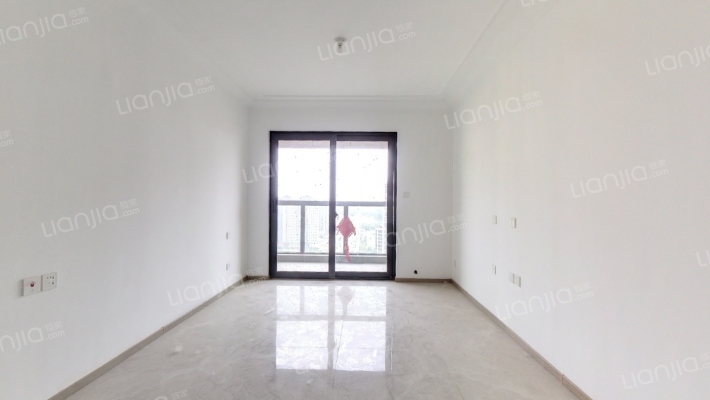 中建滨水苑二手房实景图