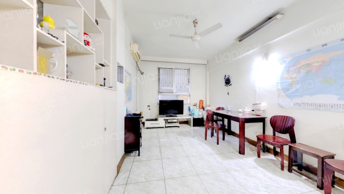 地质村二手房实景图