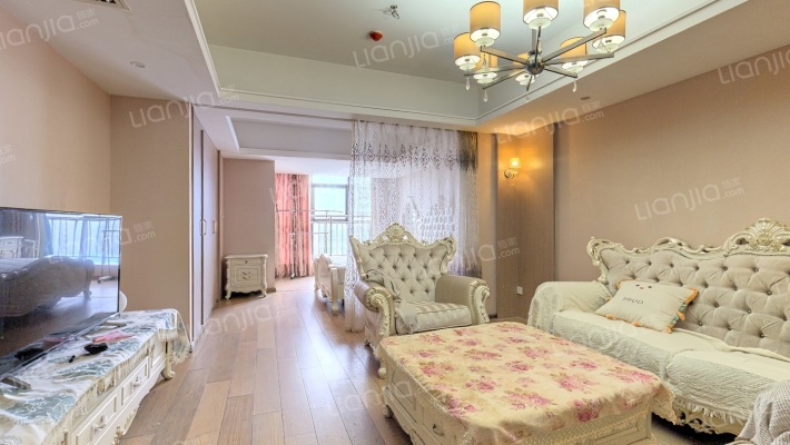 天鹅湖购物中心imore公寓二手房实景图