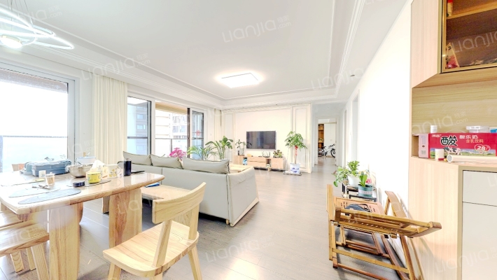 保利拉斐云邸二手房实景图