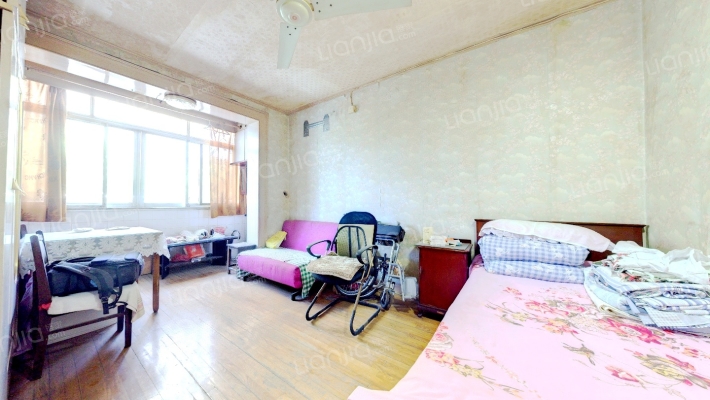 临汾路1320弄二手房实景图