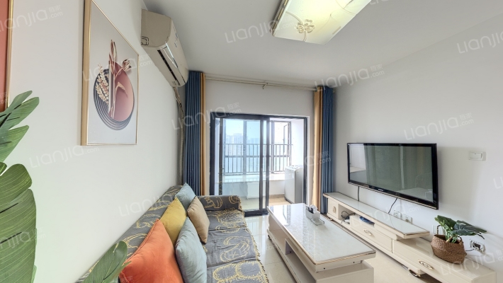 煌华晶萃城二手房实景图